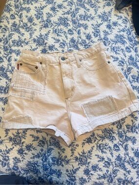 lei Light Beige Patchwork High-Rise Jean Shorts